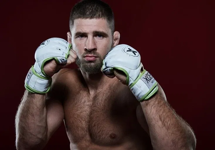 Potvrzeno. Česká jednička MMA Jiří „Denisa“ Procházka se utká o titulový pás RIZINU!