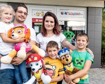 Majitelka e-shopu s dětským oblečením: Devět z deseti zákazníků přijde přes online