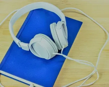 Knižní čtvrtky v O2 Knihovně. Po celý březen si stahujte tituly s padesátiprocentní slevou