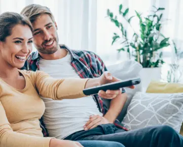 Zpětné zhlédnutí i přetáčení reklam. O2 TV hájí funkce, které milujete 