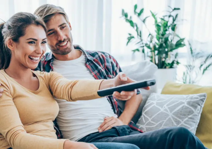 Zpětné zhlédnutí i přetáčení reklam. O2 TV hájí funkce, které milujete 