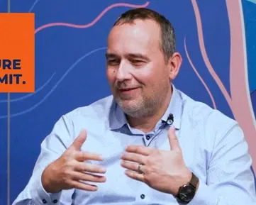 Future Summit 2023: Prevence kybernetických útoků stojí firmy méně než jejich hašení, říká ředitel bezpečnosti O2 Radek Šichtanc