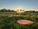 Když už lidské oko nestačí, pomůže technologie: O2 darovalo 30 SIM karet do dronů pro ochranu srnčat před sečením