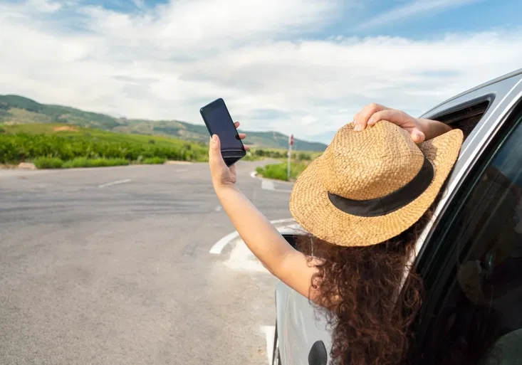 V zahraničí bez signálu? Zkuste těchto jednoduchých pár kroků, než začne panika