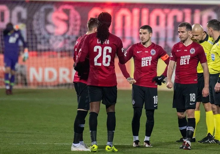 Taháky FORTUNA:LIGY: Napraví Sparta kolaps na Slovácku? Duel v Edenu slibuje ofenzivní smršť