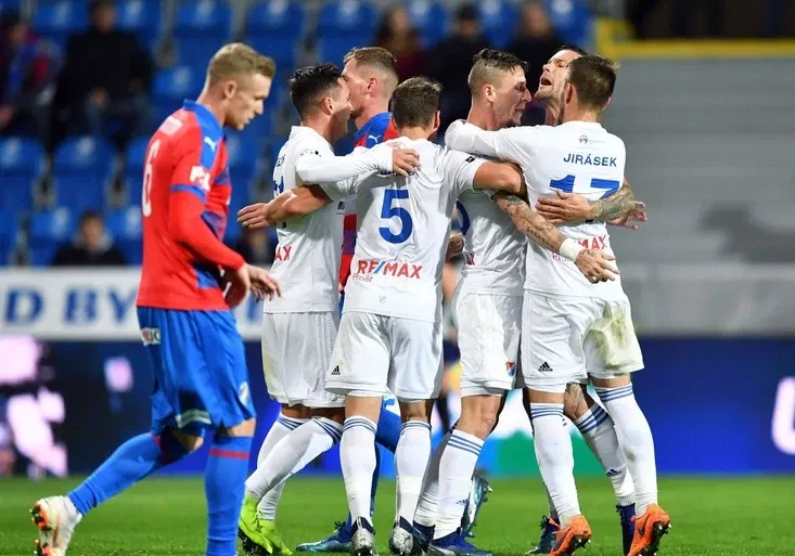 Plzeň jede do Ostravy už bez Krmenčíka. Napraví mistr pohárový nezdar?