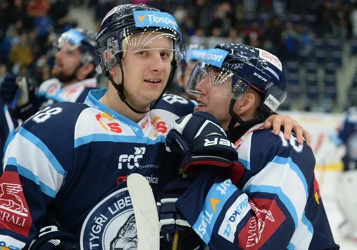 Jak se Bílí Tygři vypořádají s odchodem střelce Bulíře? Do cesty se jim postaví Kometa