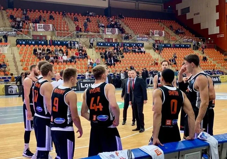 Do Prahy přijíždí AEK Atény. Celek, který v březnu Nymburk rozesmutnil