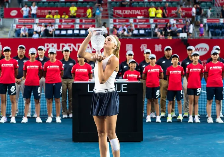 Premiérový titul na okruhu WTA. Favoritky v Hongkongu zastínila teenagerka z Ukrajiny
