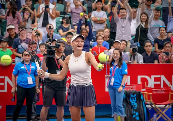 Finále v Hongkongu: Završí mladičká Ukrajinka životní týden ziskem velkého titulu?