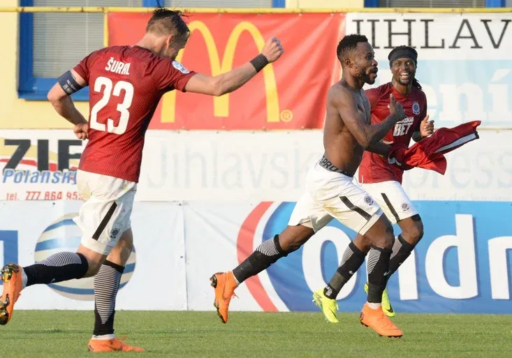 První bezbranková remíza i stopka pro Kangu. Zajímavosti 7. kola FORTUNA:LIGY