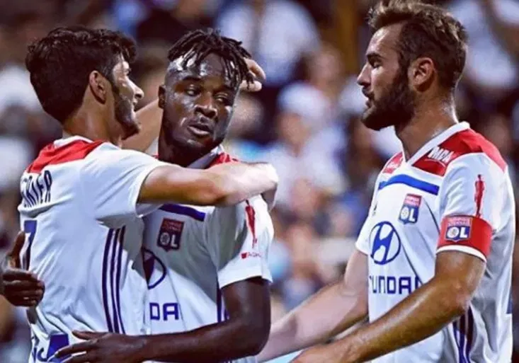 Na nováčkovi Premier League si Lyon pochutnal, kdo se mu postaví do cesty nyní?