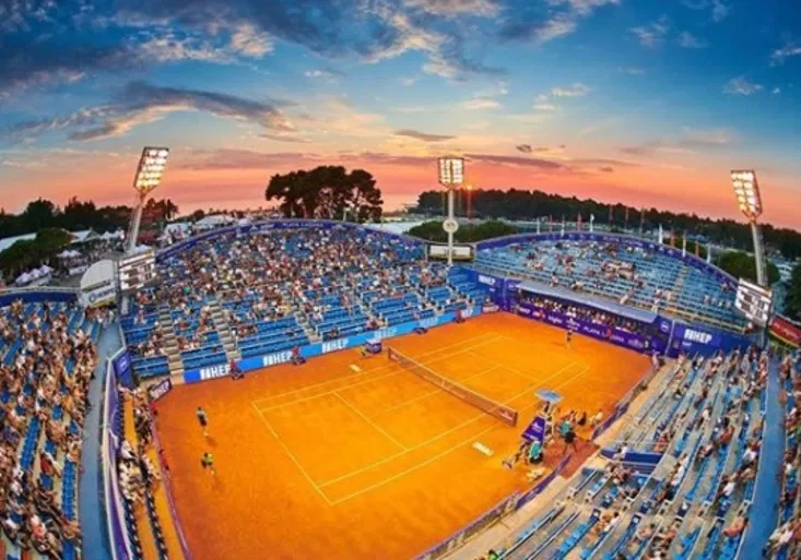 Neděle na O2 TV Tenis: Přímé přenosy bojů o tituly na prestižních turnajích v Bukurešti a Umagu
