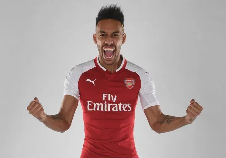 Arsenal se dočkal vysněné posily. Za Aubameyanga zaplatí rekordní sumu