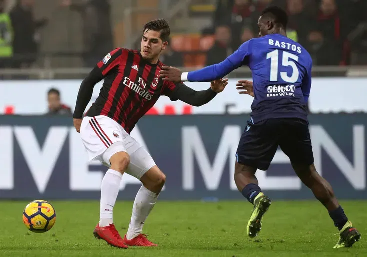 Semifinále Coppa Italia na O2 TV Fotbal: Juventusu přiblížil finále Higuaín. Jak si povede AC Milán dnes proti Laziu?