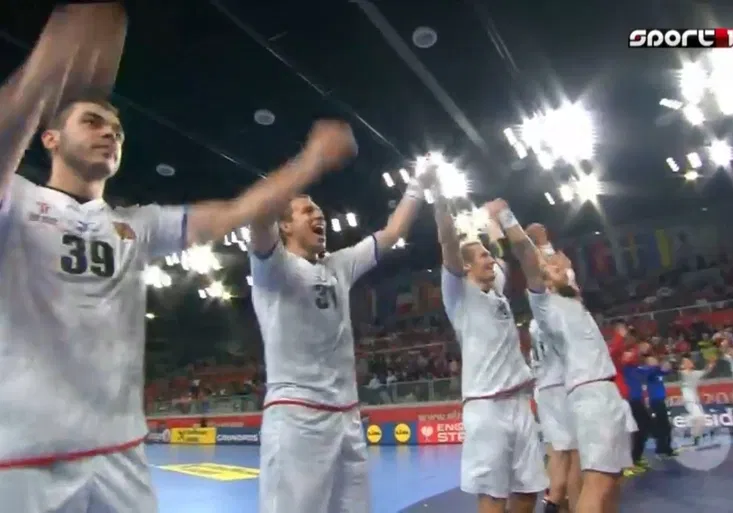 Házenkáři senzačně porazili dalšího favorita a jsou ve čtvrtfinálové skupině! Budou nejlepší v historii?