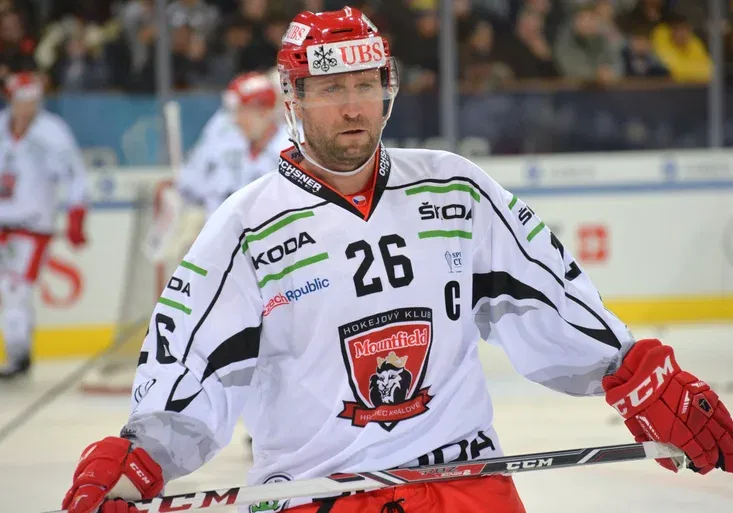 Skvělé! Hradec postoupil na Spengler Cupu do semifinále! Uvidíte ho na O2 TV Sport!