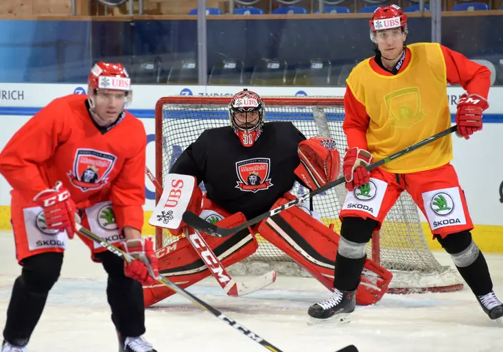 Ostrá zkouška na úvod Spengler Cupu! Vrátí Hradec Králové porážku Kanadě?
