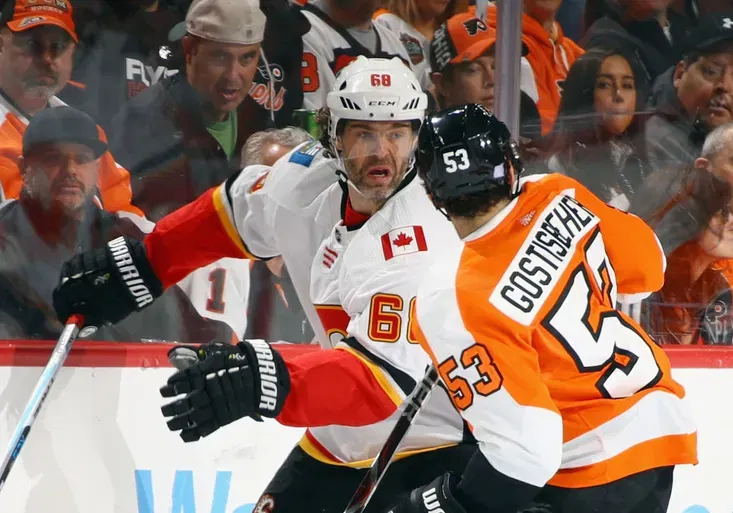 Překoná Jágr rekord? Kolik zápasů mu zbývá do legendárního Gordie Howea?