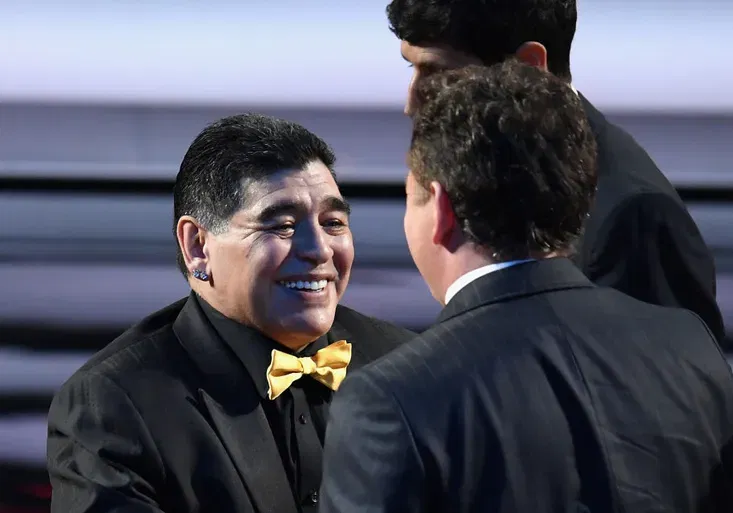 Maradona se opřel do Ronalda: Nevykládej nesmysly! Kolik by prý vyhrál Zlatých míčů on?