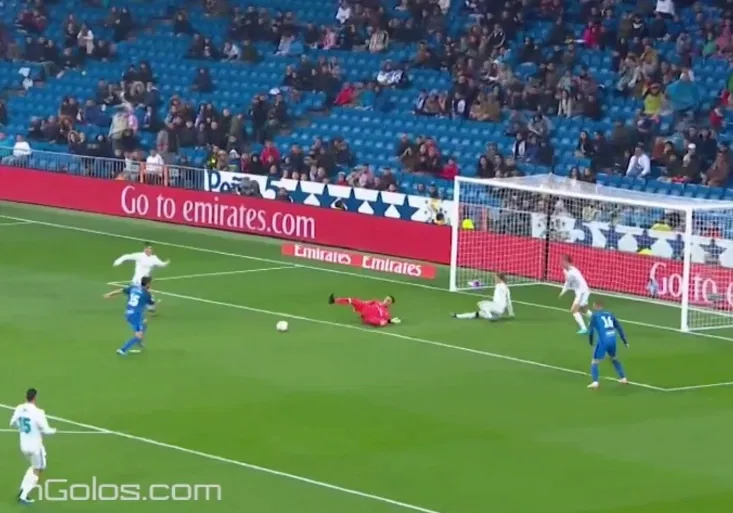 Real neporazil třetiligový tým, dostal dvě PODIVNÉ branky