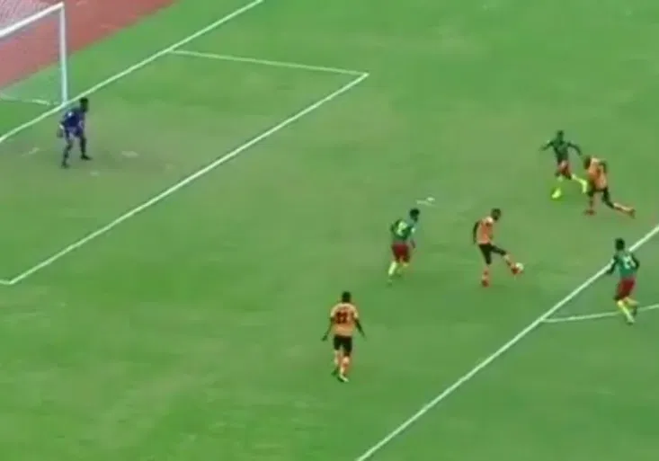 Když se Zambie promění v Brazílii. Fanoušky nadchl famózní gól z Afriky