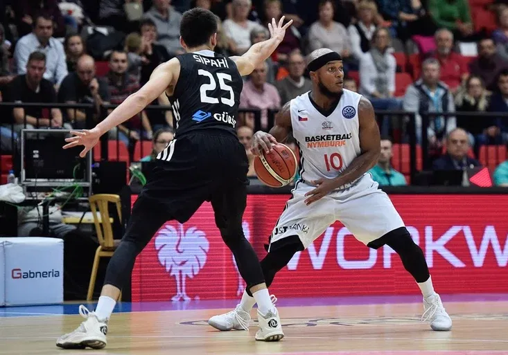 Naskočí Nymburk v Lize mistrů zpět na vítěznou vlnu? Sledujte ŽIVĚ na O2 TV Sport!