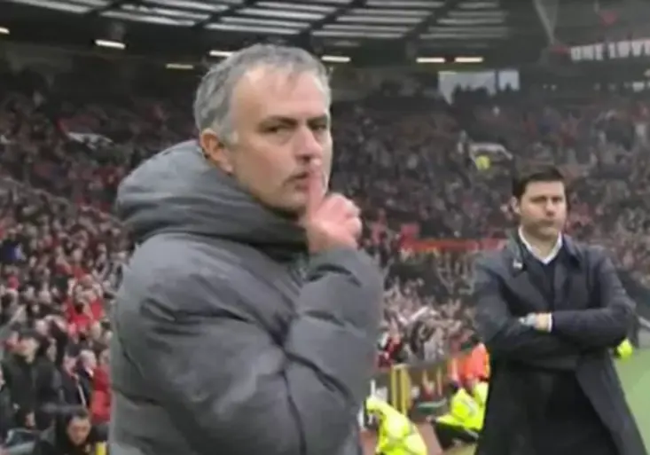 United proti Spurs rozhodli superakcí na 3 doteky! Jaké gesto předvedl Mourinho?