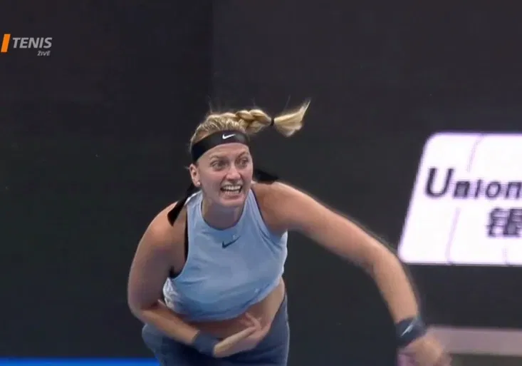 Garcia Kvitovou málem sestřelila už při rozcvičce! Jak reagovala Petra?