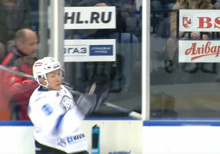 Hokejová komedie made in Kazachstán! Jak se přizabít při odjezdu z trestné lavice?