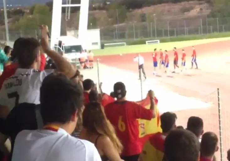 Piqué už není v dresu Španělska vítaný. Jak nechutně na něj reagovali fanoušci?