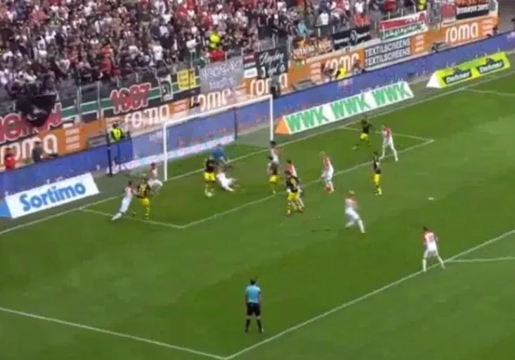 Dortmund zbožňuje Jarmolenka! Jak vyškolil obranu a dal první gól v Bundeslize?