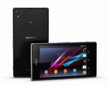 Sony Xperia Z1 a přídavné foťáky míří mezi elitu fotomobilů
