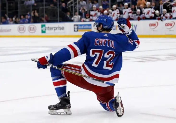 Český mladík rozhodl zápas za Rangers! Říká si Chytil o místo v NHL?
