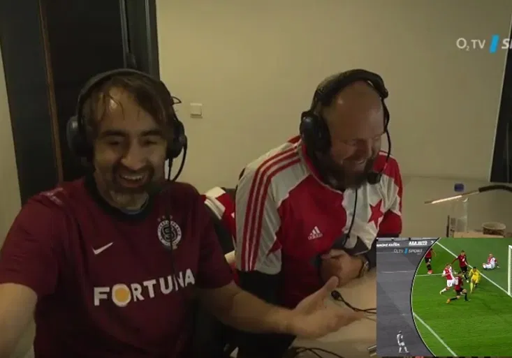 Rozhodčímu nepískly hodinky, hádal se Kohák. Jak si Ondříček utahoval ze Sparty?
