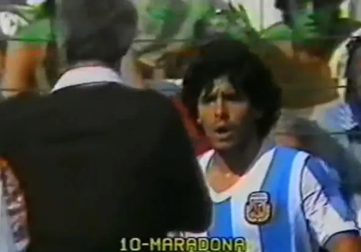 Jak ubránit Maradonu? Nejdrsnější osobkou v historii. Kolik červených by dnes schytal Gentile?