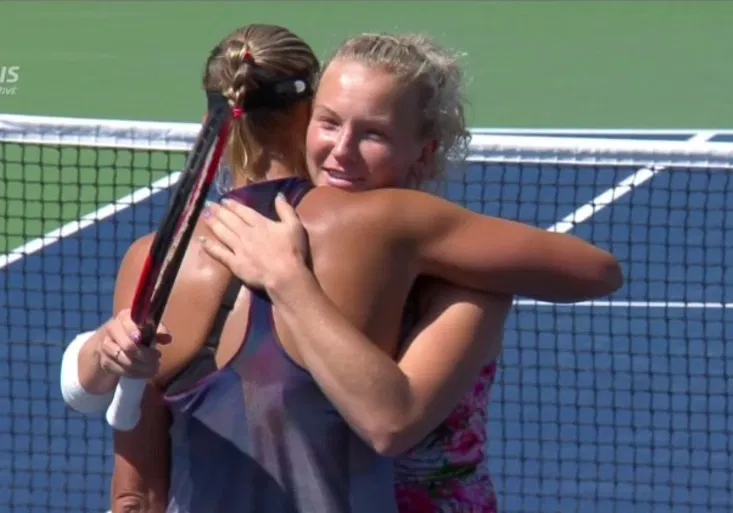 Šafářová úspěch Plíškové nenapodobila. Tři české deblistky slaví postup!