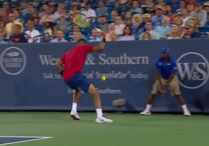 Kyrgios v Cincinnati smetl Nadala, v semifinále rozdával parádičky. Na tiskovce ale překvapil