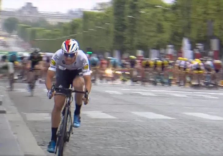 Parádní představení! Štybar v poslední etapě Tour de France na Champs-Elysées poděsil favority