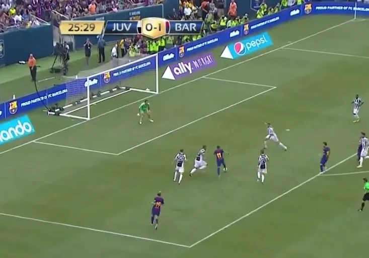 Neymar pobláznil internet! Podívejte se na neskutečný slalom obranou Juventusu!