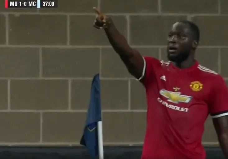 Lukaku se trefil v derby Manchesterů! Jak mu to parádně ulehčil nový gólman Citizens?