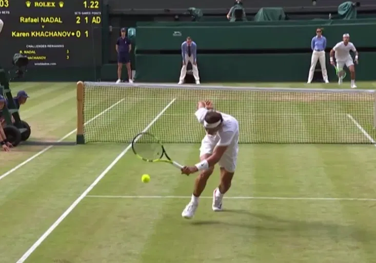 Nevídané! Ruský mladík předvedl lob snů, který nedoběhl ani rychlík Nadal