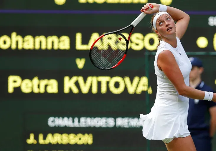 Výměna, která okouzlila Wimbledon! Jak Petra Kvitová smázla Švédku Larsson?