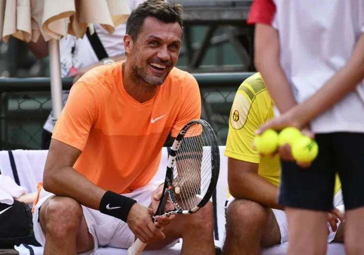 Maldini namlsal fanoušky parádní výměnou! Jak dopadla jeho tenisová premiéra?