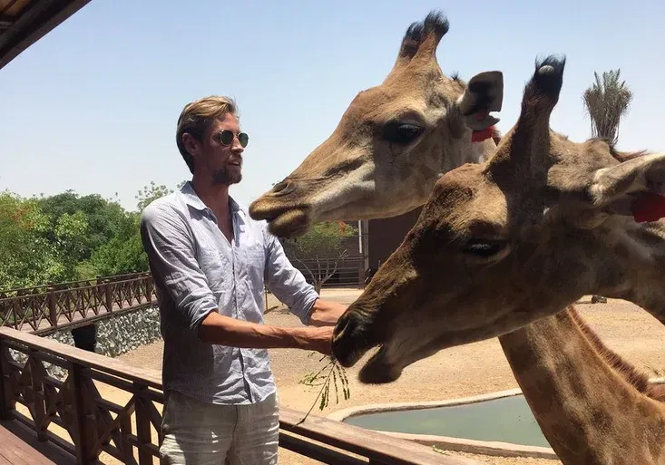 Bývalý reprezentant Anglie rozsekal internet! Neuvěříte, co Peter Crouch napsal k této fotce!