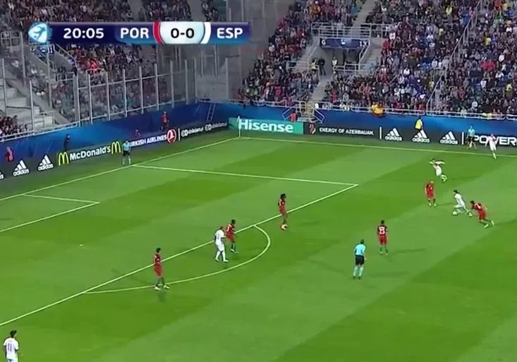 Slalomář z Atlétika Saúl opět udeřil! Jak krásně se trefil proti Portugalcům