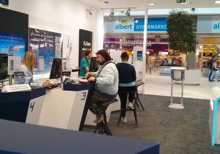 Jiří_Smrž_-_prodejna