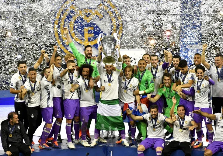 Real Madrid jako první v historii obhájil prvenství v Lize mistrů! Kraloval dvougólový Ronaldo!