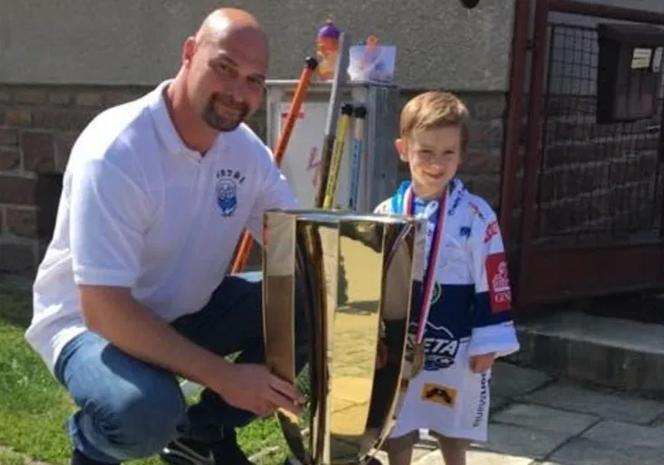 Úžasné gesto Komety! Fanoušek dostal za dopis se zlaťáky nečekanou odměnu