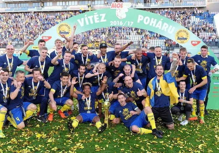 Sparta se chystá vybrakovat Zlín! Za koho je ochotná pustit 30 milionů?